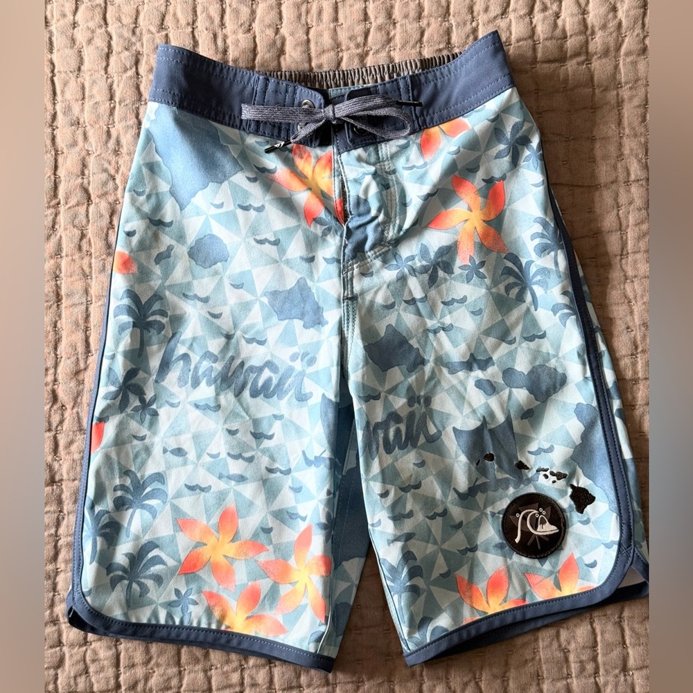 Quiksilver surf silk Hawaii scallop Swim trunk board Shorts Delphi blue boy
